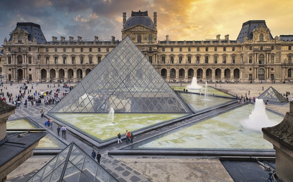 おもしろわかる！世界遺産ユニバーシティ パリのセーヌ河岸 ルーブル美術館
