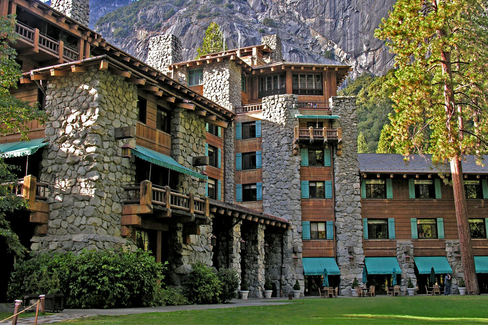 おもしろわかる！世界遺産ユニバーシティ ヨセミテ国立公園 ヨセミテおすすめホテル①：ザ・マジェスティック・ヨセミテ・ホテル（The Majestic Yosemite Hotel）