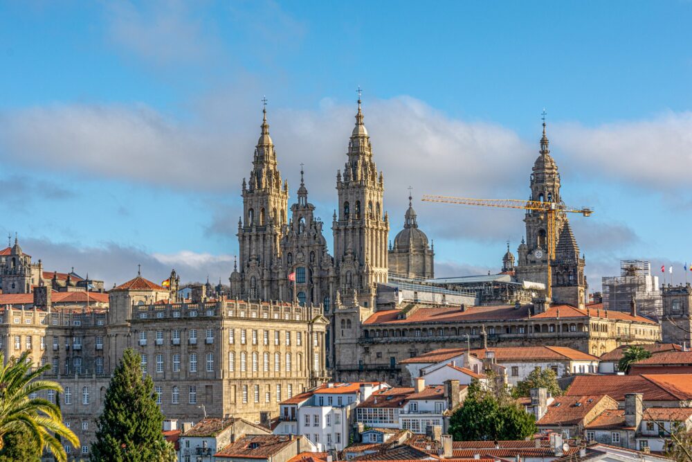 おもしろわかる！世界遺産ユニバーシティ サンティアゴ・デ・コンポステーラ（旧市街） 理由2：ヨーロッパ各地の伝統的な建築様式が集まっている