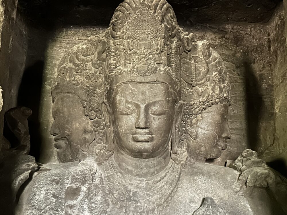 おもしろわかる！世界遺産ユニバーシティ エレファンタ石窟群 理由2：ヒンドゥー教の歴史を伝える彫刻や石像が数多く残されている